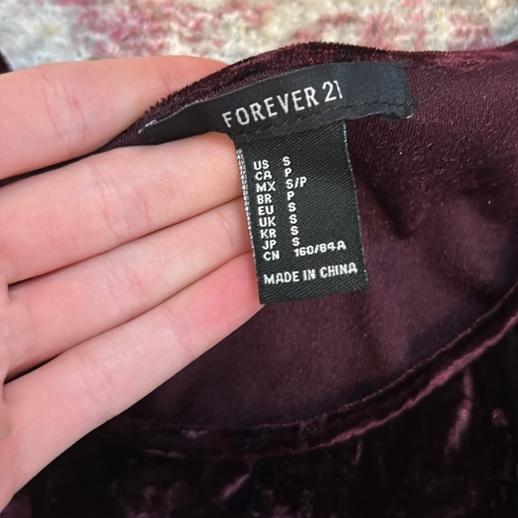 Women’s dress bundle - Picture 3 of 9